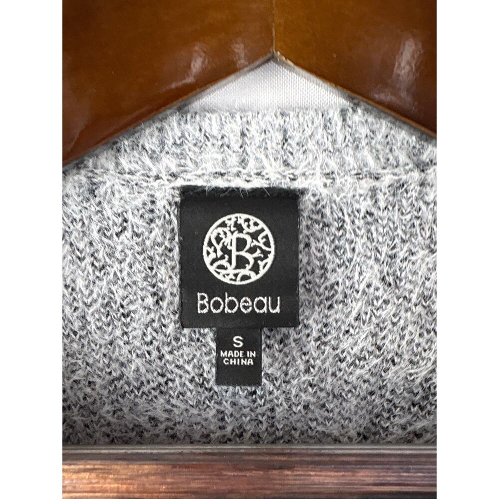 Women’s Bobeau Small White & Gray Plaid Sweater - Picture 4 of 5